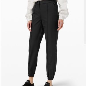 Warpstream high rise jogger